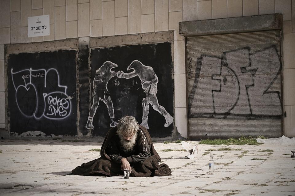 https://cdn.idntimes.com/content-images/post/20171229/homeless-2223116-960-720-97f20a8e199a9d7634927c156b518931.jpg