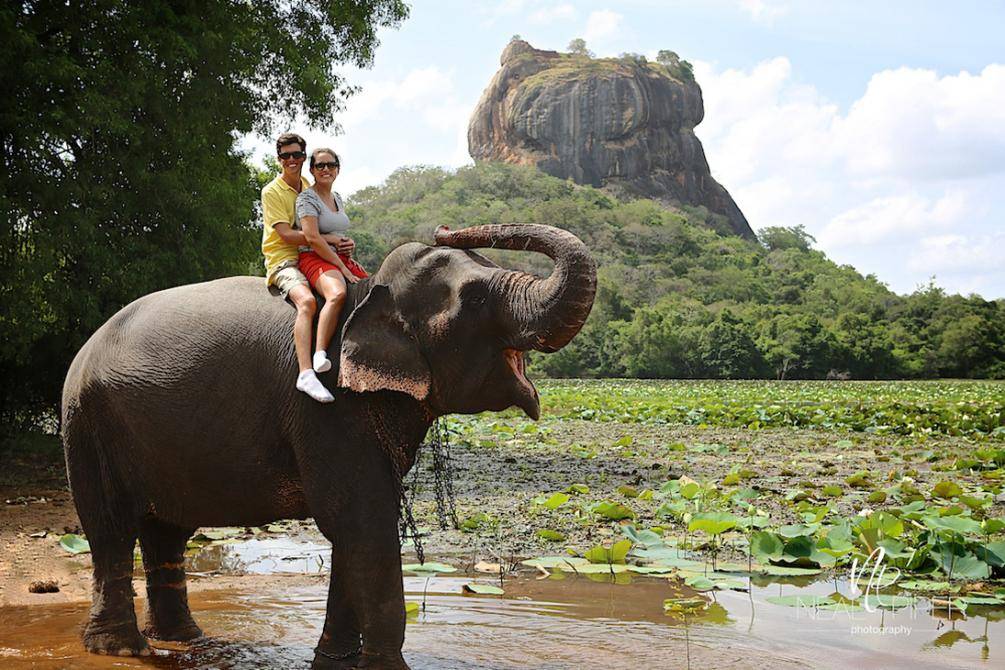 http://cdn.idntimes.com/content-images/post/20160607/honeymoon25-238f3ca21197ac5f029efb46db959745.jpg