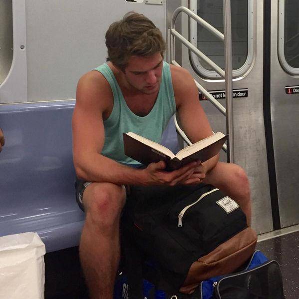 http://cdn.idntimes.com/content-images/post/20160226/hot-dudes-38-21fa5be097f1e3c4021e68c76bcae586.jpg