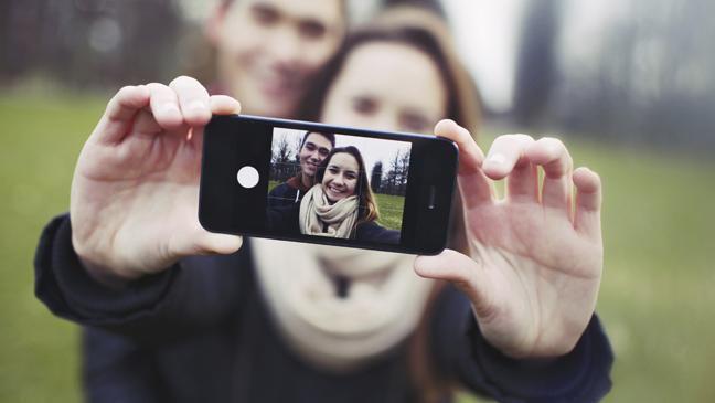http://cdn.idntimes.com/content-images/post/20160210/how-to-take-the-perfect-selfie-136396513860603901-150227220857-6b3e7bbd7cd7f02b0ad9e1450fcba232.jpg