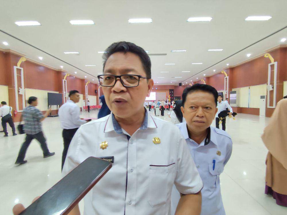 PLT Asisten l Pemkot Bandar Lampung, Sukarma Wijaya. (IDN Times/Muhaimink