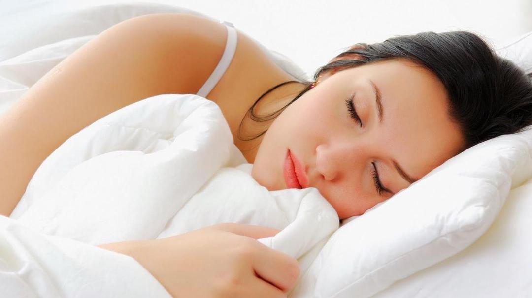 http://cdn.idntimes.com/content-images/post/20160506/ini-dia-manfaat-mengejutkan-tidur-malam-tanpa-menggunakan-cahaya-lampu-861a423bacb51230533639ad8b554a56.jpg