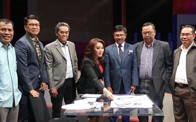 https://cdn.idntimes.com/content-images/post/20180222/irmanputra-sidin-uu-md3-fa68df6a205d781c2402e46ef9207fa8.jpg