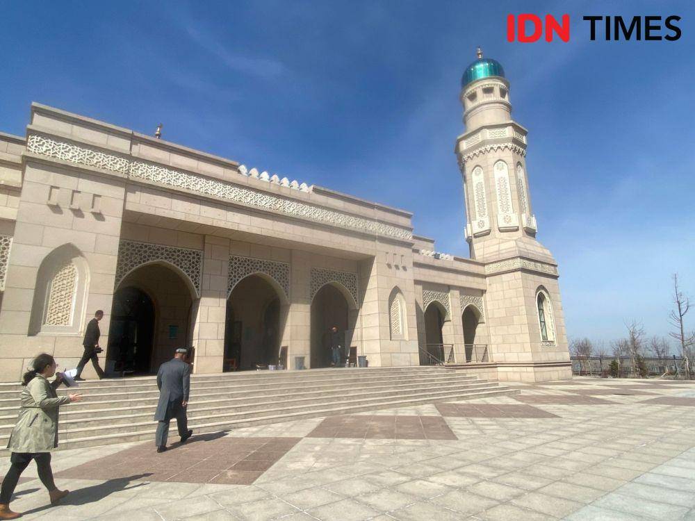 https://cdn.idntimes.com/content-images/post/20240416/islamic10-0eef8be81ce3b2f1e73e805188810217.jpeg