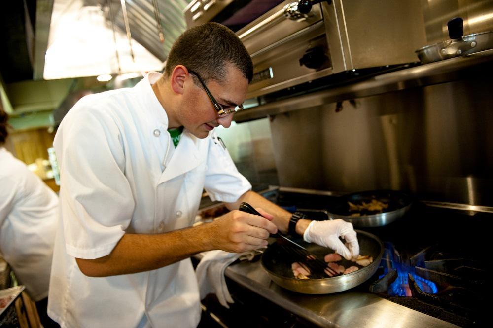 http://cdn.idntimes.com/content-images/post/20160629/jc-catering-047-v2-6199168a0f4e8d6f15966828429b4d3a.jpg
