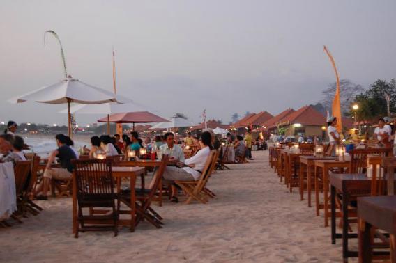 http://cdn.idntimes.com/content-images/post/20150820/jimbaranbefore(www.eclipsetravel.info).jpg