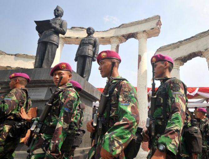 http://cdn.idntimes.com/content-images/post/20151110/joko3.jpg