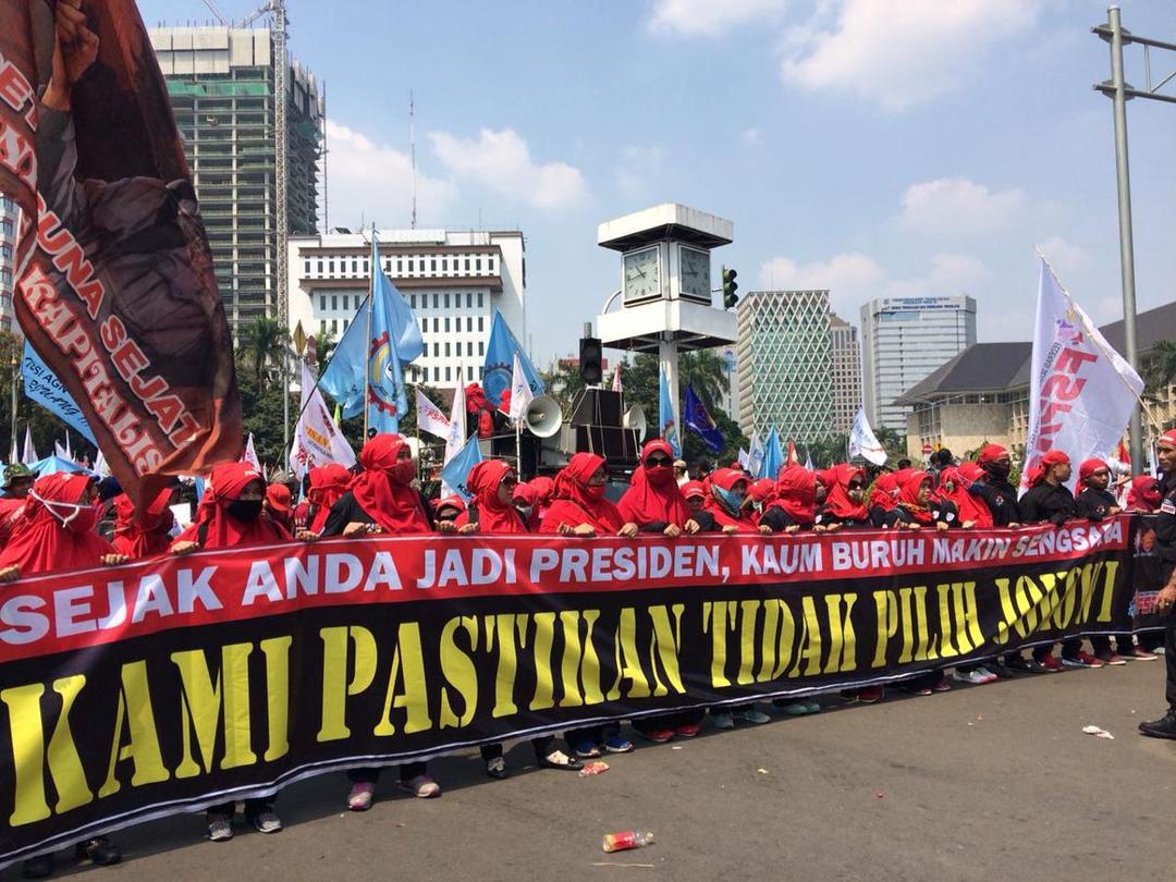 https://cdn.idntimes.com/content-images/post/20180501/jokowi-0d657507039617af44bc2af5ac1003cd.jpg