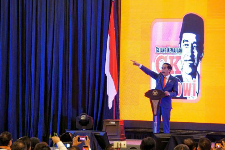 https://cdn.idntimes.com/content-images/post/20180407/jokowi-10-04e64c702ea35bf6703e3f85d10b5a67.jpg