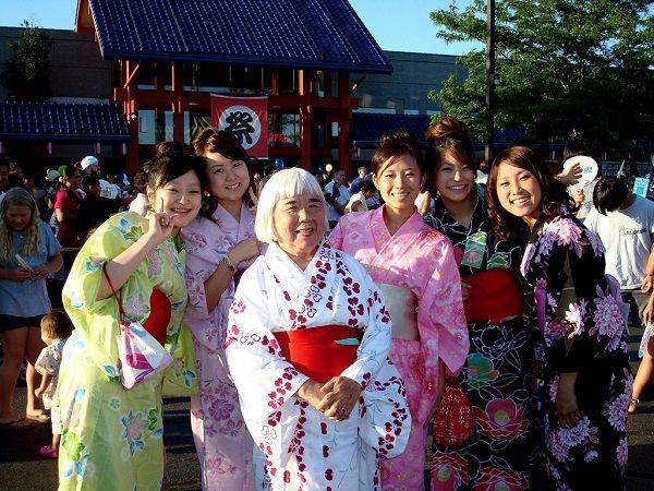 http://cdn.idntimes.com/content-images/post/20160206/jpn16travelsintranslation-1f5b9b4ec17a0e7ec043d31a2e331652.jpg