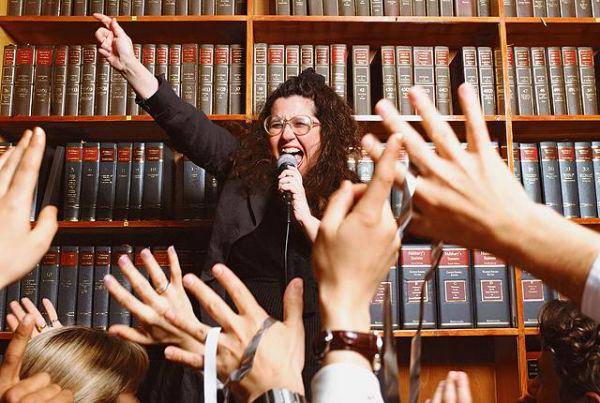 http://cdn.idntimes.com/content-images/post/20150907/karaoke3.jpg