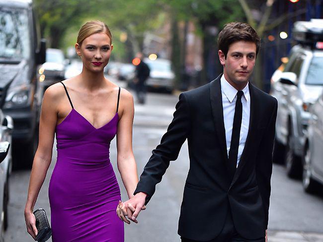 https://cdn.idntimes.com/content-images/post/20170518/karlie2-z-32eefee066a10698c7df51827c0b9953.jpg