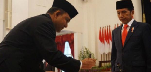 https://cdn.idntimes.com/content-images/post/20180301/kepala-bnn-baru-heru-2-d7061936da5f2d904b1d1670adba8f4b.jpg