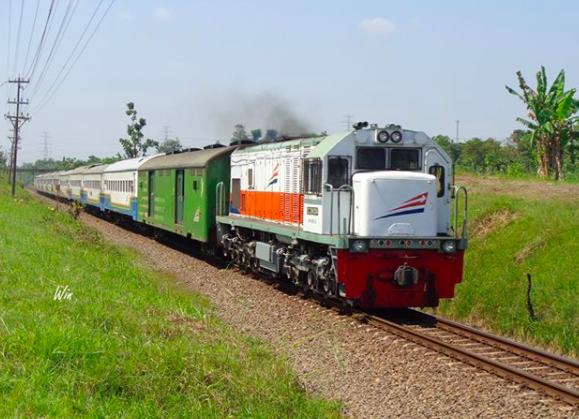 https://cdn.idntimes.com/content-images/post/20180406/kereta-sancaka-2-5bb984f25766a2d8ff67342659b1ae01.png