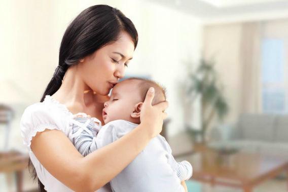 http://cdn.idntimes.com/content-images/post/20151117/kesehatan-ibu-dan-anak-681x454-1e33ee005689328a6e6dd6664d37bedd.jpg