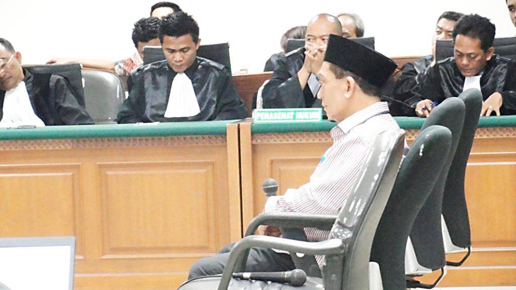 http://cdn.idntimes.com/content-images/post/20160725/ko-kompas-5cf9f63cb547c5b6b3336aeffb0cab9b.jpg