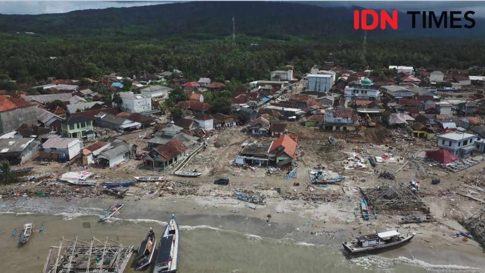 https://cdn.idntimes.com/content-images/post/20181229/kondisi-terkini-pasca-tsunami-banten3-2c3b184eab41cc8d7a82675012958595.JPG
