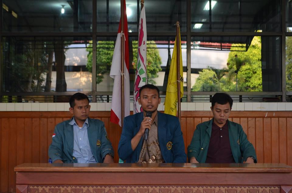http://cdn.idntimes.com/content-images/post/20160614/konferensi-bem-5caa4c68e1f5858bd2d972d6722bc074.jpg