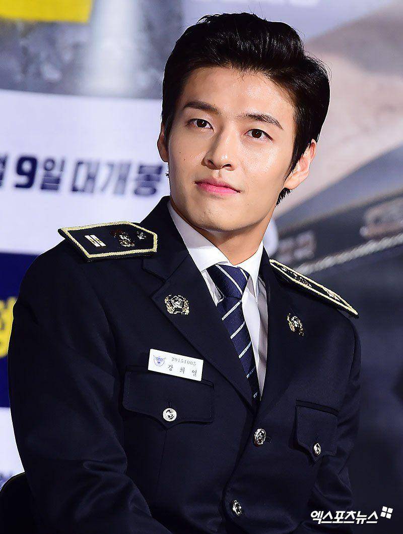 https://cdn.idntimes.com/content-images/post/20171204/koreaboo-e95360f06906b41a6a053167252466a1.jpg