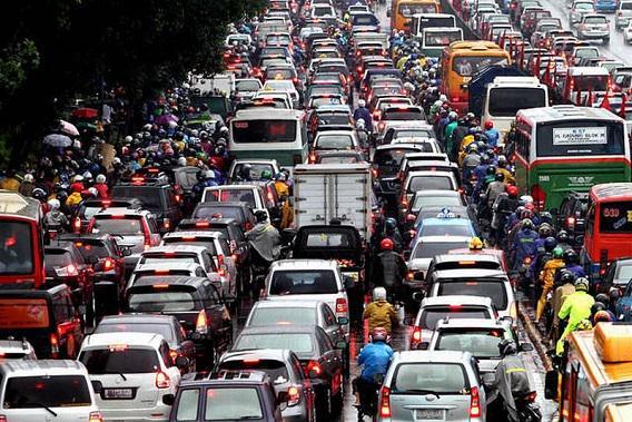 http://cdn.idntimes.com/content-images/post/20150912/lembur2_macet.jpg