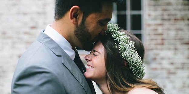 https://cdn.idntimes.com/content-images/post/20161213/loved-up-couple1-72fe22bd64e484c773baa50f31b8f769.jpg