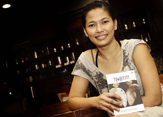 http://cdn.idntimes.com/content-images/post/20160804/maesa-ayu-cov-84667d329ee0ada85097434b924f4636.jpg