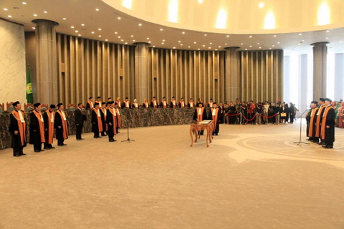 https://cdn.idntimes.com/content-images/post/20171129/mahkamah-agung-2f0ddd5ba0ebd737ad4d8195eccd5590.JPG