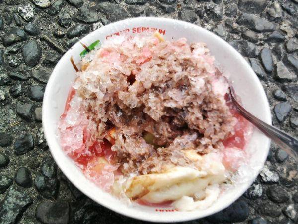 http://cdn.idntimes.com/content-images/post/20151112/makanan4-7f7aa91e8e0c7b4cabcc310c494d9bc8.jpg