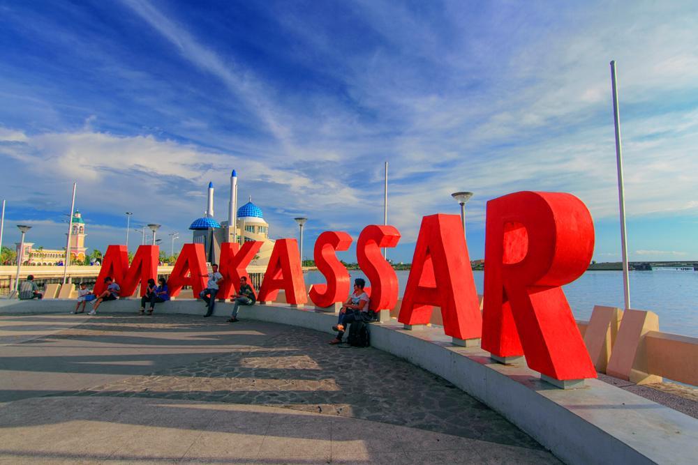 http://cdn.idntimes.com/content-images/post/20160620/makassar1-1e6fee5a8b78b60c91709a42b88f1303.jpg