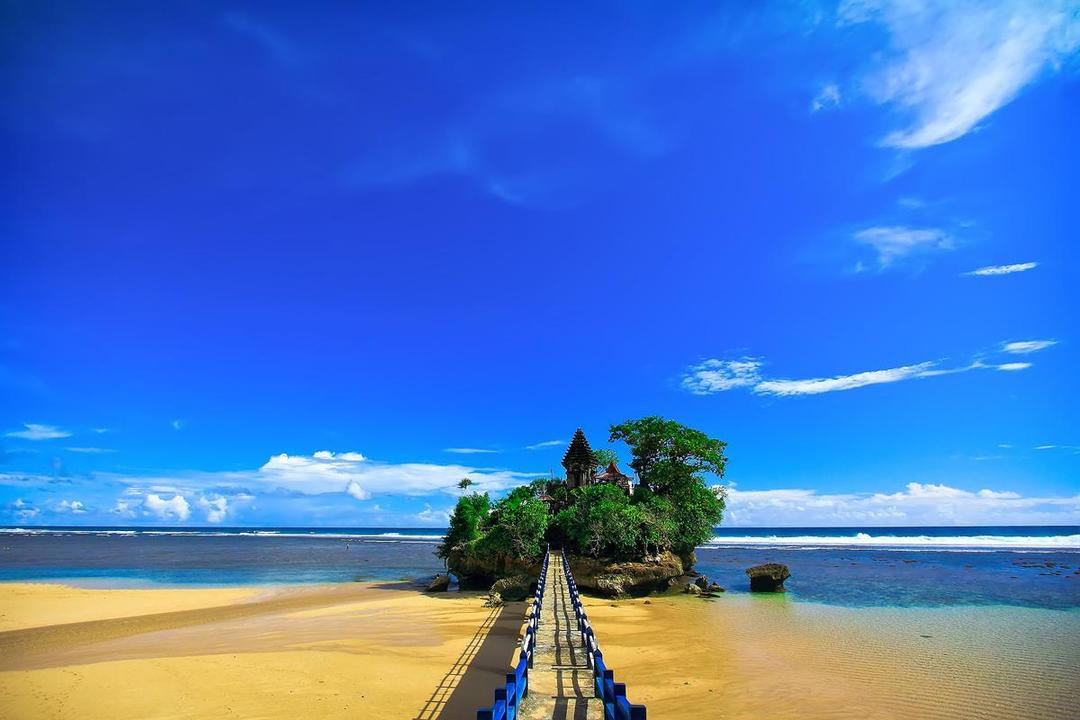 http://cdn.idntimes.com/content-images/post/20160620/malang2-bec0845bc1bf530f02225d37e752c545.jpg