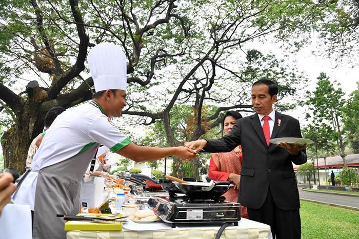 https://cdn.idntimes.com/content-images/post/20170816/masak3-6cf9afa3a045916b754c0574987926b3.jpg