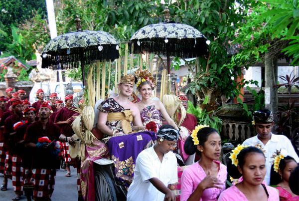 http://cdn.idntimes.com/content-images/post/20160131/menikah9-soktaucom-0f4405259241ab12eaf9af278972c2f2.jpg
