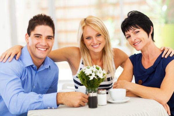 http://cdn.idntimes.com/content-images/post/20160119/mertua9-dreamweddingcom-bcac1d01af91f3c49d57af6bd7d53e9f.jpg