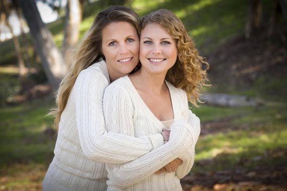 http://cdn.idntimes.com/content-images/post/20160117/mother-and-daughterpreview-8fd6c0de3ffafcbc65338d12b62f87d3.jpg
