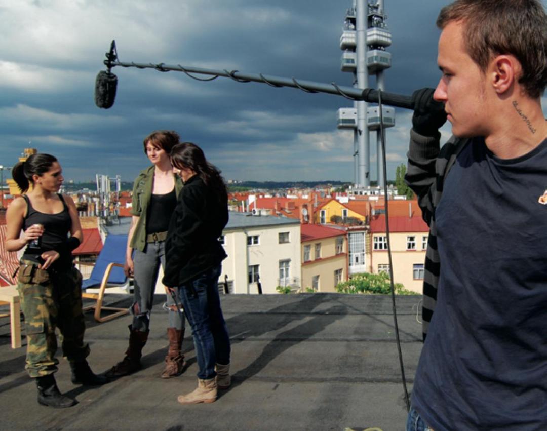 https://cdn.idntimes.com/content-images/post/20160811/opport-prague-film-shool-5cd61f542929e1c474efa08e6ef3ebe9.jpg