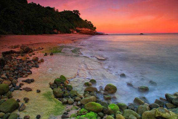 http://cdn.idntimes.com/content-images/post/20151210/pantaimbuu-04623ce1b0d06ac1e330692c3514fa0f.jpg