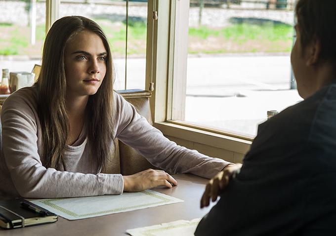 https://cdn.idntimes.com/content-images/post/20180220/paper-towns2-4a7e73d7a87010e5291c02dec827e34d.jpg