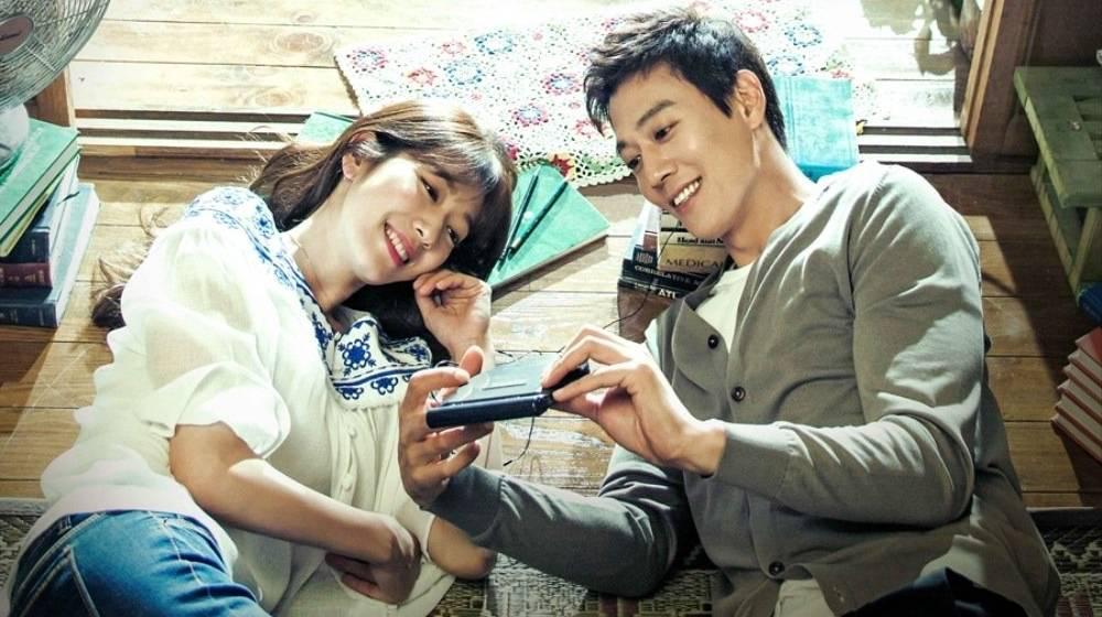 https://cdn.idntimes.com/content-images/post/20170918/park-shin-hye-lee-sung-kyung-kim-rae-won-1471984760-af-org-bca77184aea32aa8a553661267a80ca6.jpg
