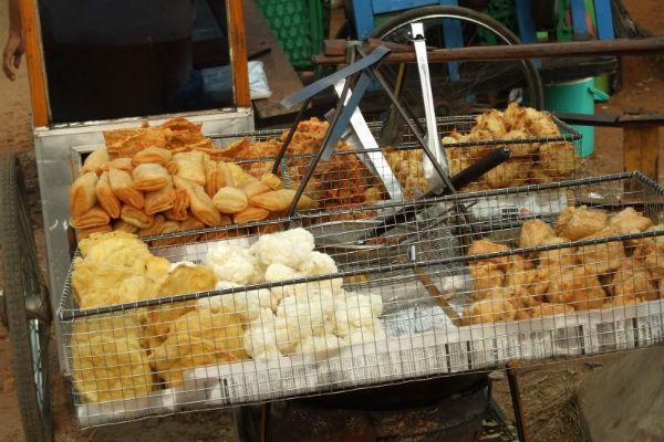 http://cdn.idntimes.com/content-images/post/20160115/peluang-usaha-jual-gorengan-f745f347bd2d799197c82e8a46a30a0c.jpg