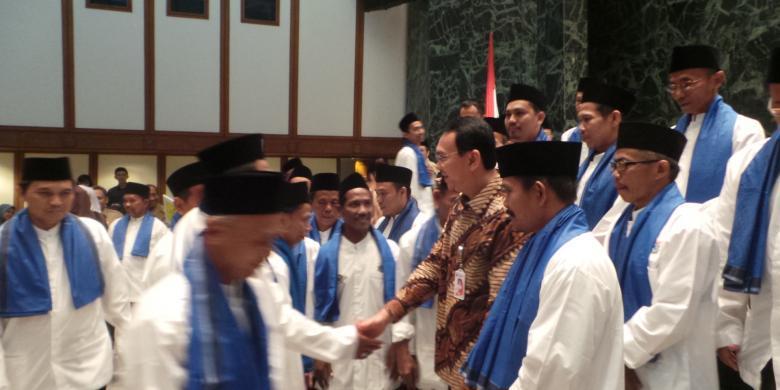 https://cdn.idntimes.com/content-images/post/20161104/pemberangkatan-marbut-aba82a01729944c06e9b390f7f4bf35d.jpg