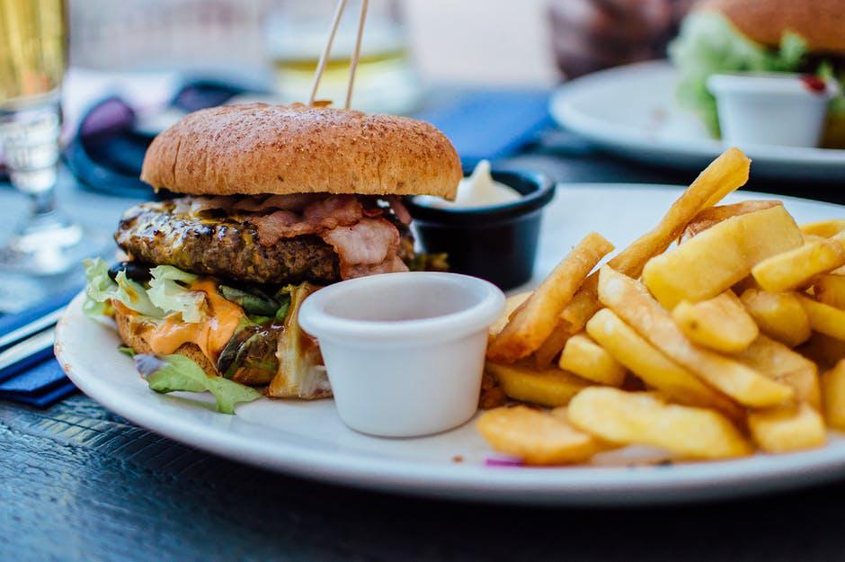 https://cdn.idntimes.com/content-images/post/20180115/pexels-photo-70497-19a7e1e7b89a3963fed5281c74762a5d.jpeg
