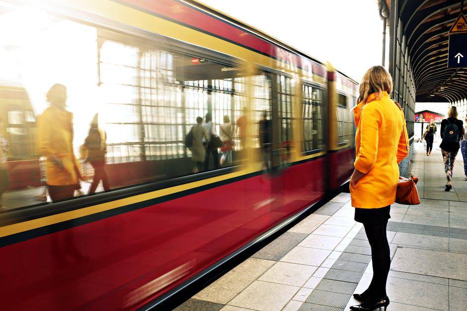 https://cdn.idntimes.com/content-images/post/20180212/pexels-photo-fd5498b3f728ad212609d125abd04ae3.jpg