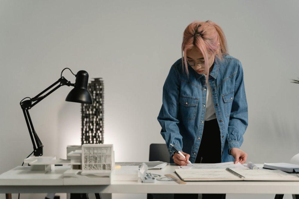 7 Hal yang Harus Diketahui Tentang Polyworking, Gaya Kerja Ganda Gen Z