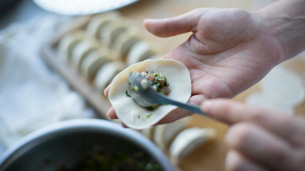 5 Tanda Kulit Dimsum Sudah Rusak, Jangan Dipakai Lagi!