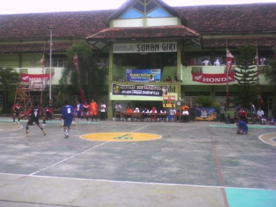 http://cdn.idntimes.com/content-images/post/20160112/poin15sma-seputargresik-blogspot-b647aecd6d1b77fa08692503db03ba08.jpg