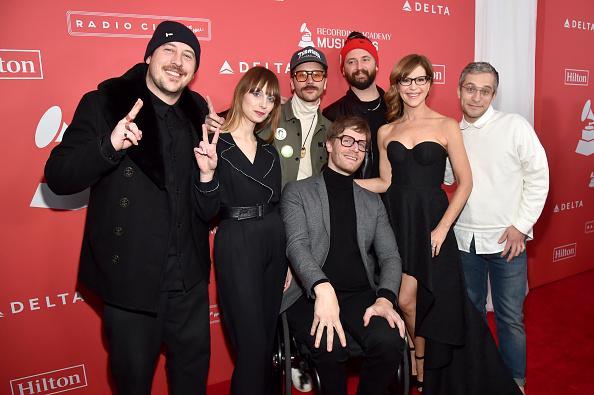 https://cdn.idntimes.com/content-images/post/20180129/portugal-the-man-b5c023525cc355a147a80bef0b7958db.jpg
