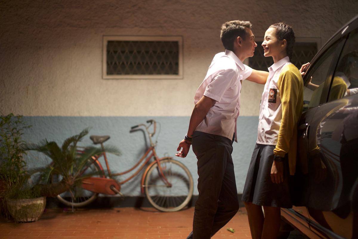 https://cdn.idntimes.com/content-images/post/20180116/posesif-dok-palari-films-fbec0d6f9ae666486efb25209391e7bc.jpeg