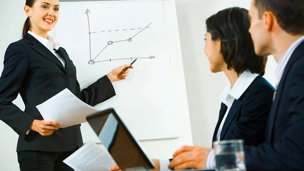 http://cdn.idntimes.com/content-images/post/20160123/public-speaking-smiling-5a4bee2ca31552e8aec08f5d290df0b6.jpg