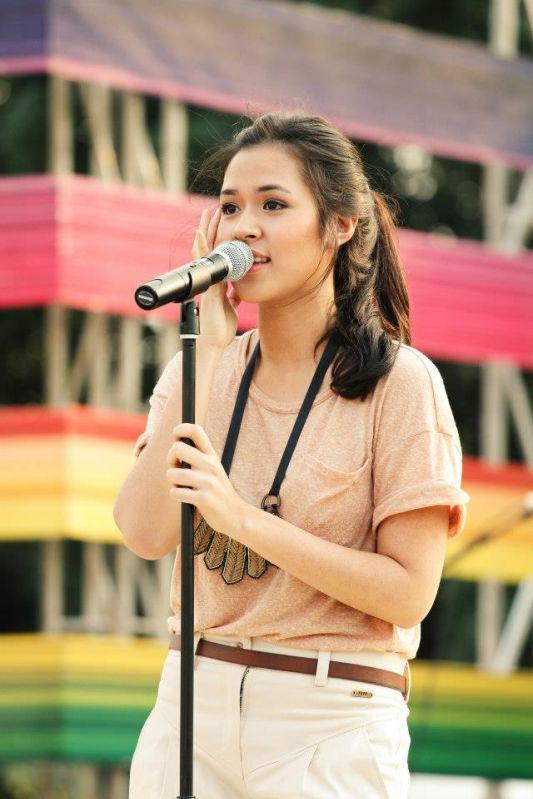 http://cdn.idntimes.com/content-images/post/20160127/raisa5-c6400fa3a50635fdd8b06d13f03f5268.jpg