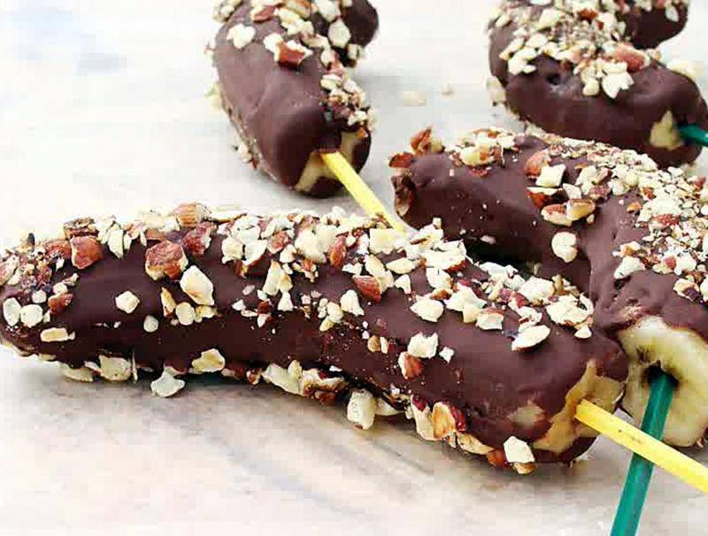 https://cdn.idntimes.com/content-images/post/20180322/resep-es-pisang-coklat-65fb302c2744666c9dcccd18f4360cd6.jpg